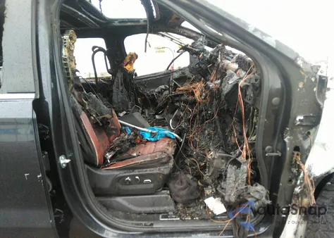 2023 GMC Sierra 1500 4Wd Short Box Denali Ultimate from USA, damaged, VIN 1GTUUHEL8PZ125244